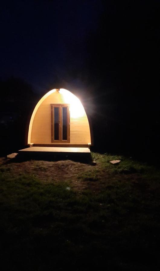 La Cabane De Tic Et Tac Hotel Tailles Eksteriør billede